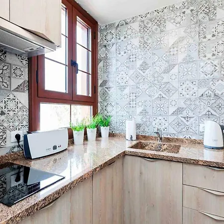 Modern بيت للعطل